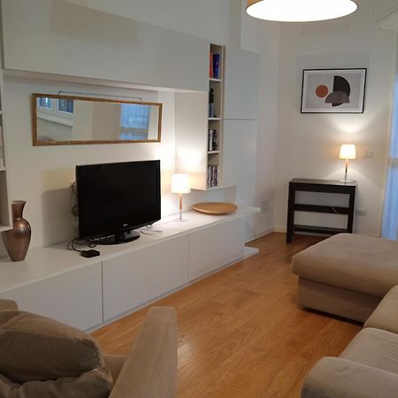 Sandonhouse Milano San Donato Milanese Exterior photo